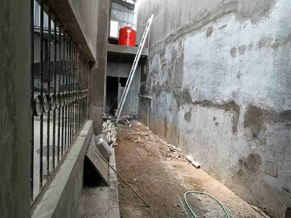 DISEWAKAN GUDANG + KANTOR SIAP PAKAI DI JLN RAYA PENGGILINGAN JAKARTA TIMUR