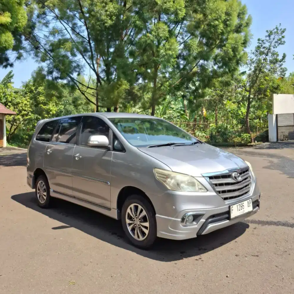 JUAL CEPAT Grand Innova Luxury V AT Captain Seat Android