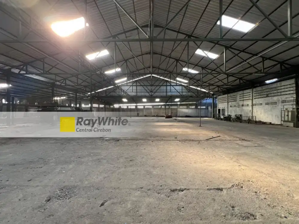 Gudang Ex Pabrik Untuk Industri Strategis Di Mundu Cirebon