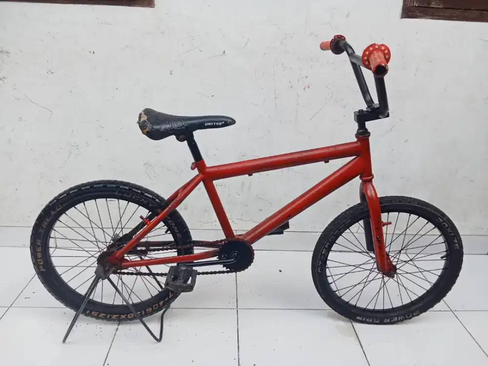 Sepeda bmx uk 20