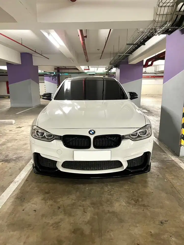 BMW 328i F30 Sunroof Plat L 330i NIK 2014