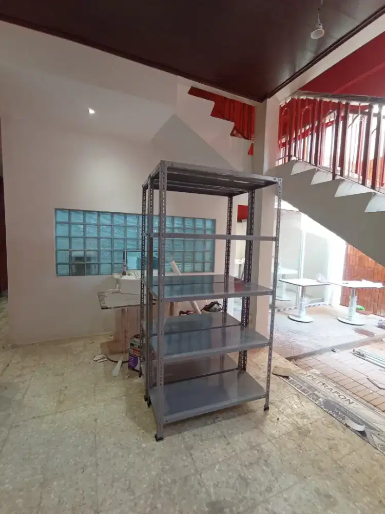 Rak siku serbaguna bisa cod di tempat