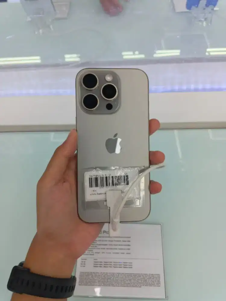 Iphone 16 Pro 256 bisa dicicil ringan tanpa kartu kredit hanya disini