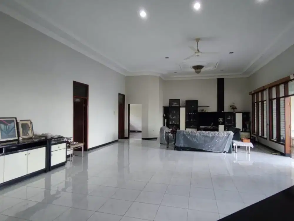 Rumah Siap Huni dan Nyaman daerah Candisari – 10729