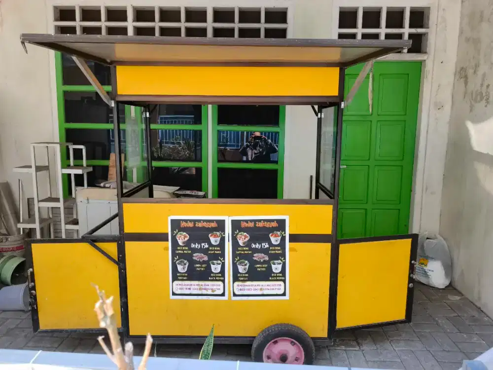 Gerobak rombong dorong