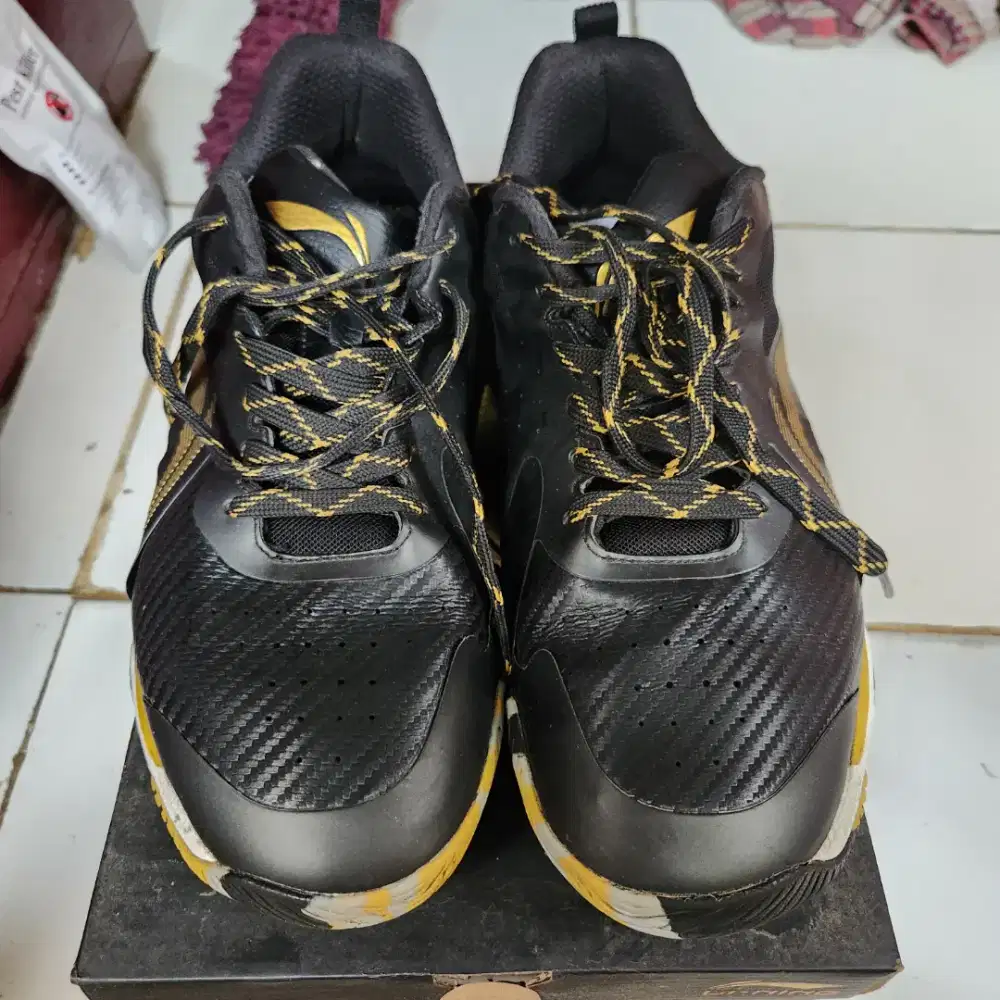 Sepatu Badminton li-ning Ranger Lite Z2 Lining Ranger lite Original