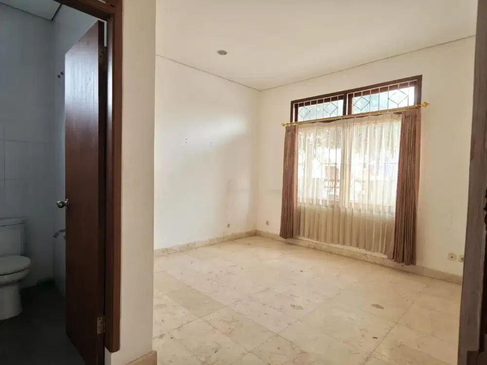 Jual dan Sewa Rumah di radio dalam gandaria jakarta selatan siap huni lokasi strategis