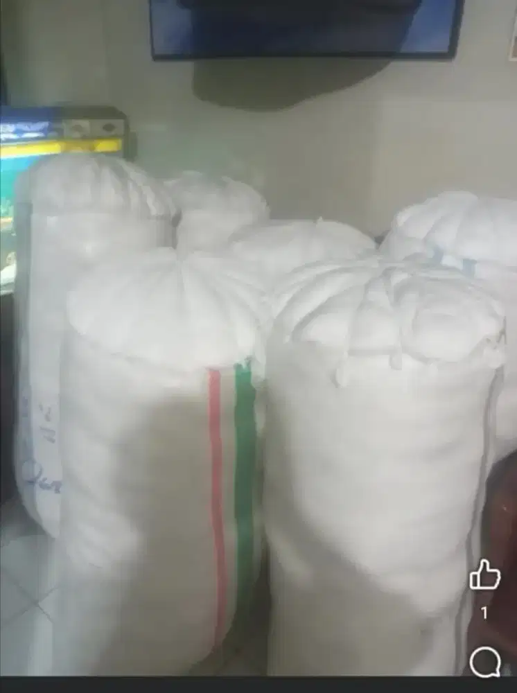 Majun putih polyster dan katun