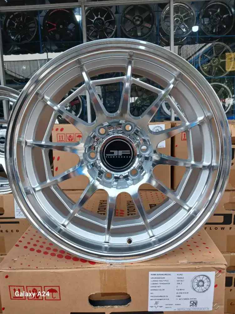 Velg enkei spider ring 18x9 6x139,7 ET 0 polish mirror. Fortuner dll