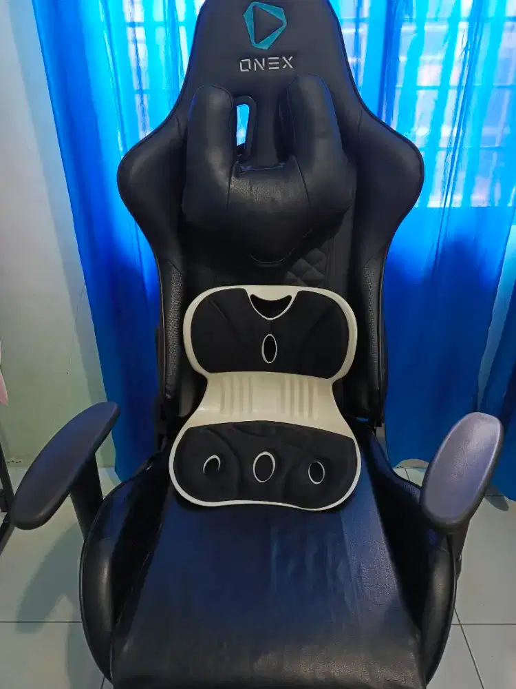 Kursi game ONEX plus Sandaran