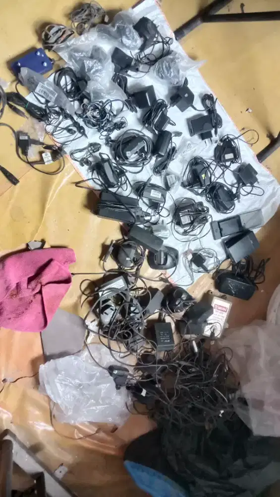 Charger hp earhpone  blackberry NOKIA ERICSON