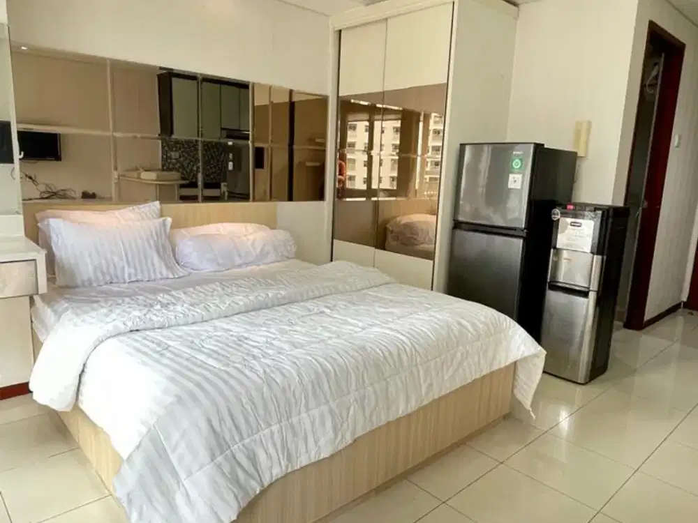 Sewa Studio Royal Mediterania Garden Tanjung Duren dekat Mall, Kantor, Universitas