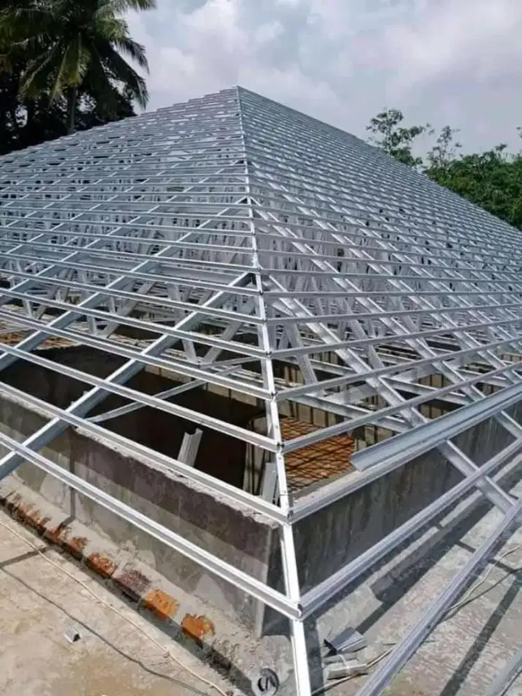 Baja ringan terpasang rapi