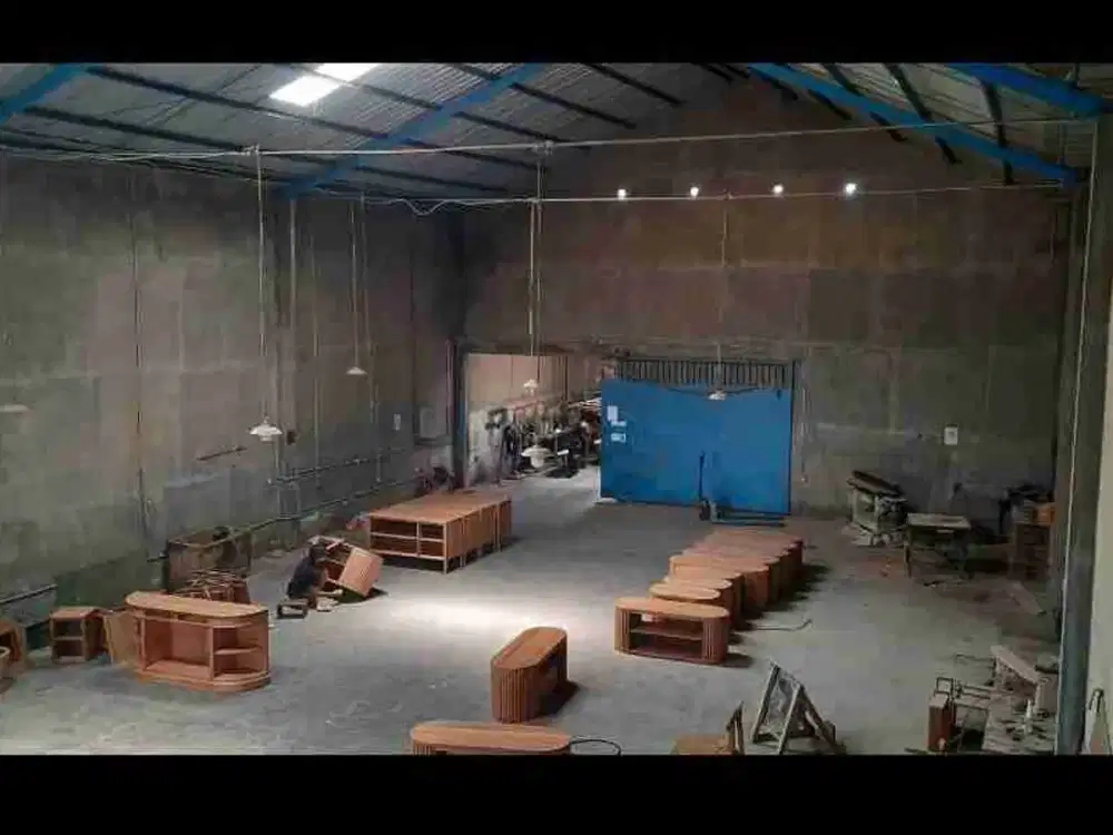 Di sewakan gudang murah bisa container