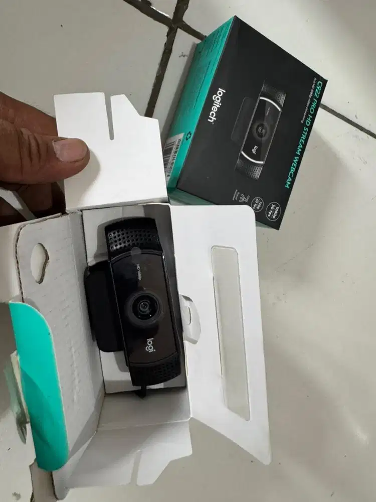 Logitech C922 Webcam - Full HD 60fps - Cocok untuk Streaming & Meeting