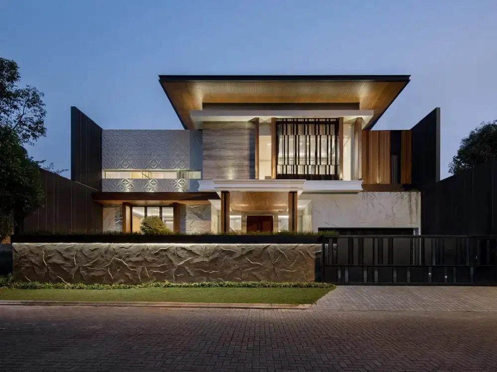 Dijual Rumah Mewah Lokasi Perum Puri Arga Golf BSB Semarang