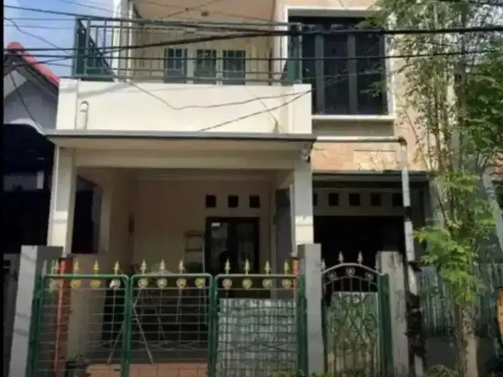 RUMAH CANTIK HADAP TAMAN DI GRIYA BINTARA HADAP TAMAN