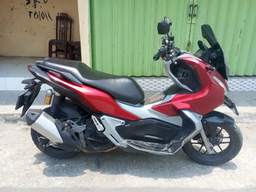 Honda Adv Merah Candy