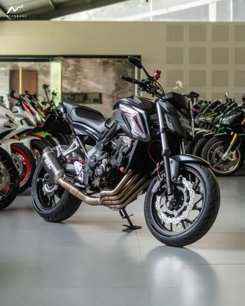 Honda CB650F Mat Gunpowder Black Metallic 2017