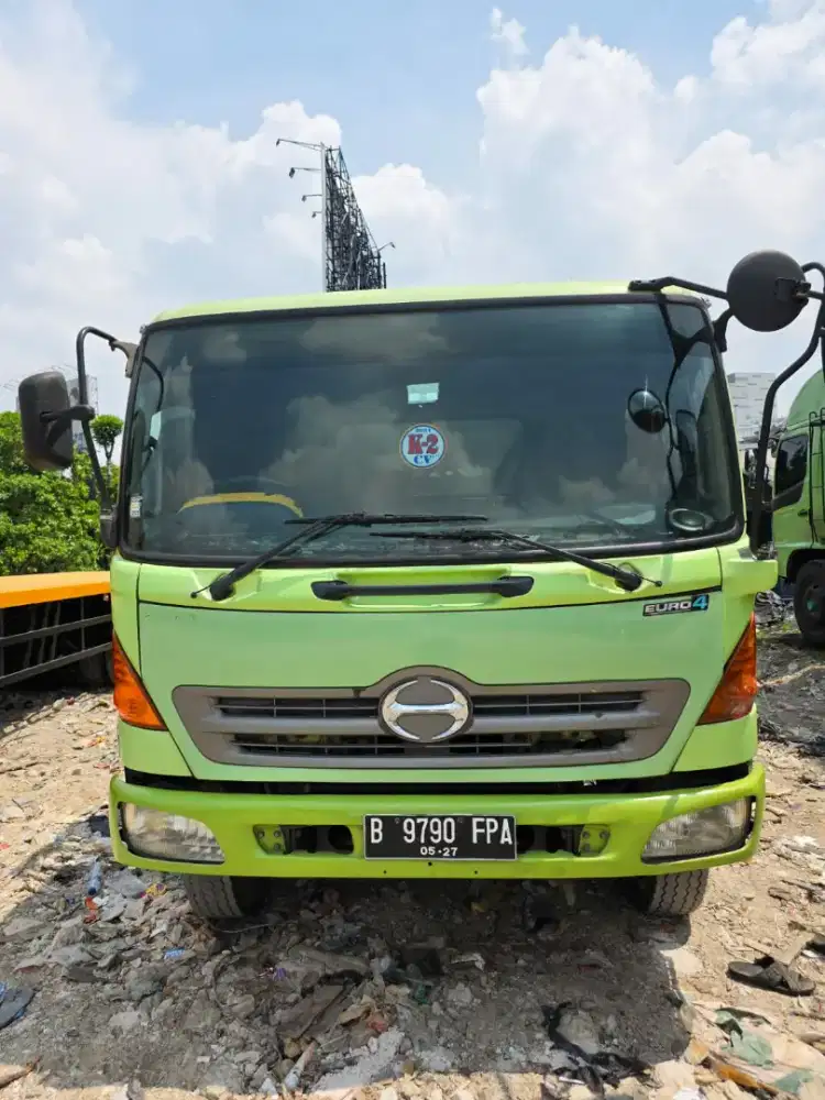 HINO FG 235 JS bak try way thn 2014