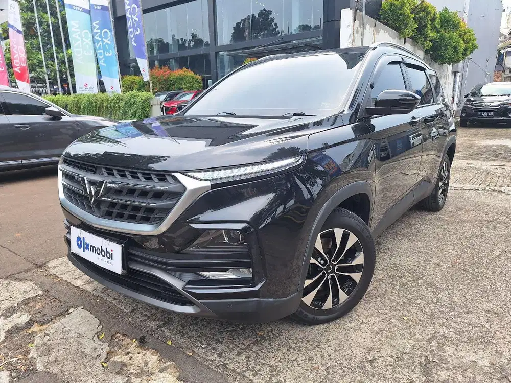 LOW DP Wuling Almaz 1.5 Exclusive 7-Seater Bensin-AT 2021 KZM