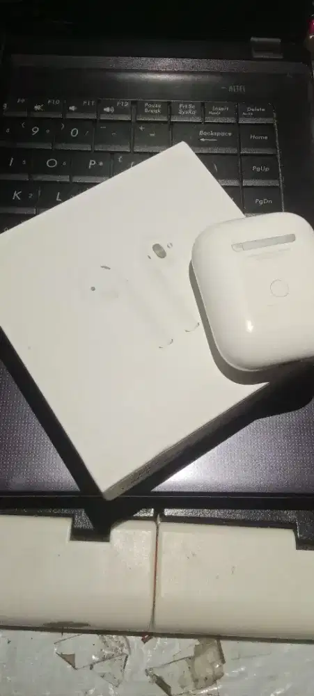 Airpods Gen 2nd
