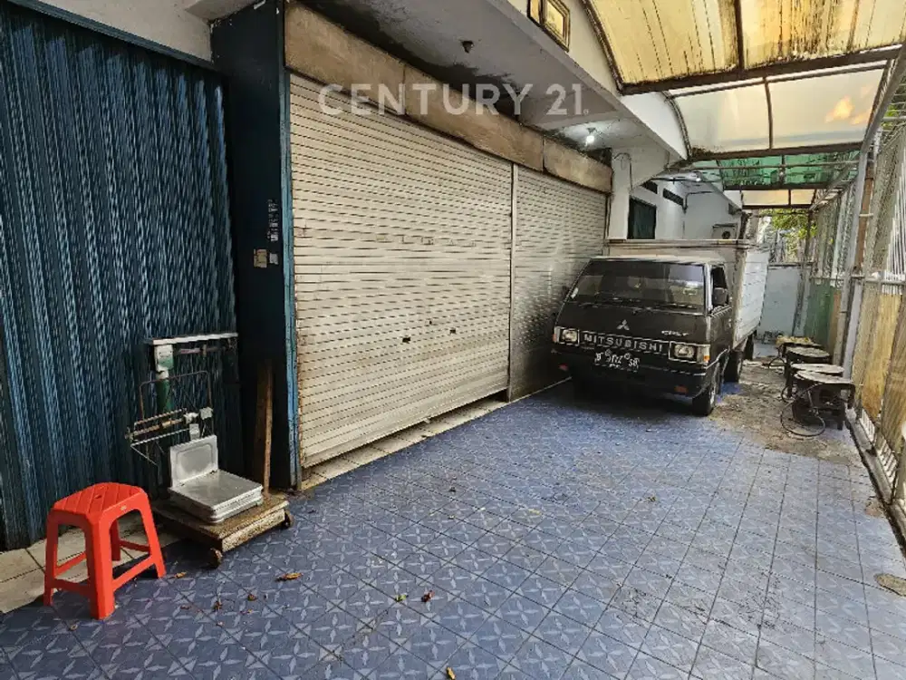 Rumah Tebet  Jalan Raya Lokasi Strategis