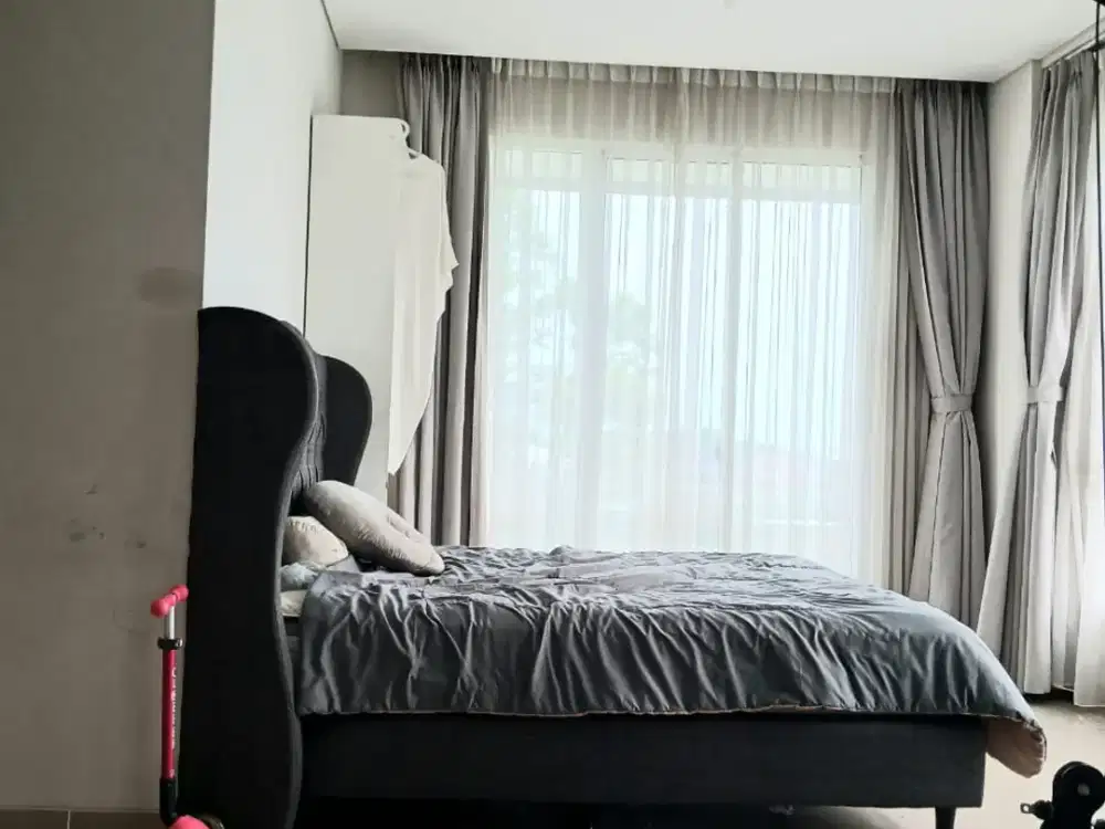 JUAL CEPAT Rainbow Condovila 4BR Hook Penthouse