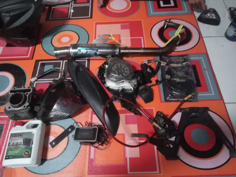 Sparepart motor diborongkeun