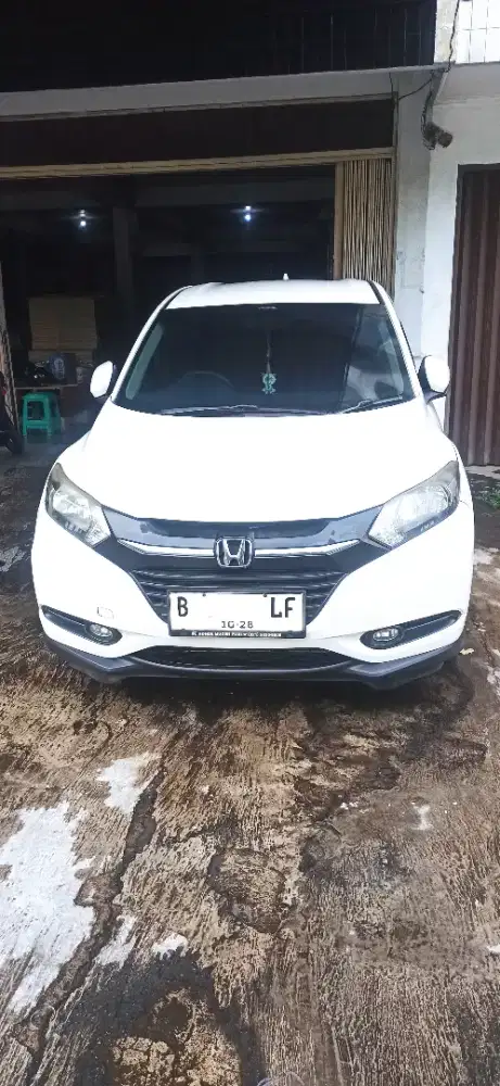 Jual mobil hr-v 2018