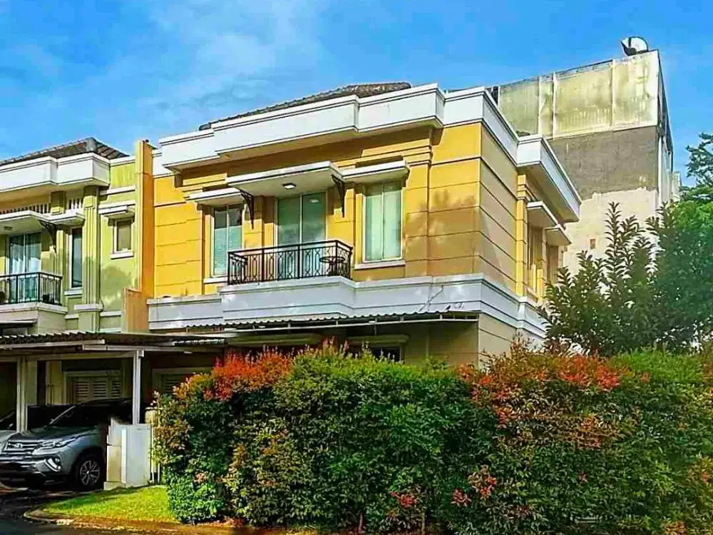 Rumah Siap huni. Hook. Mewah. Bebas banjir. Aman.