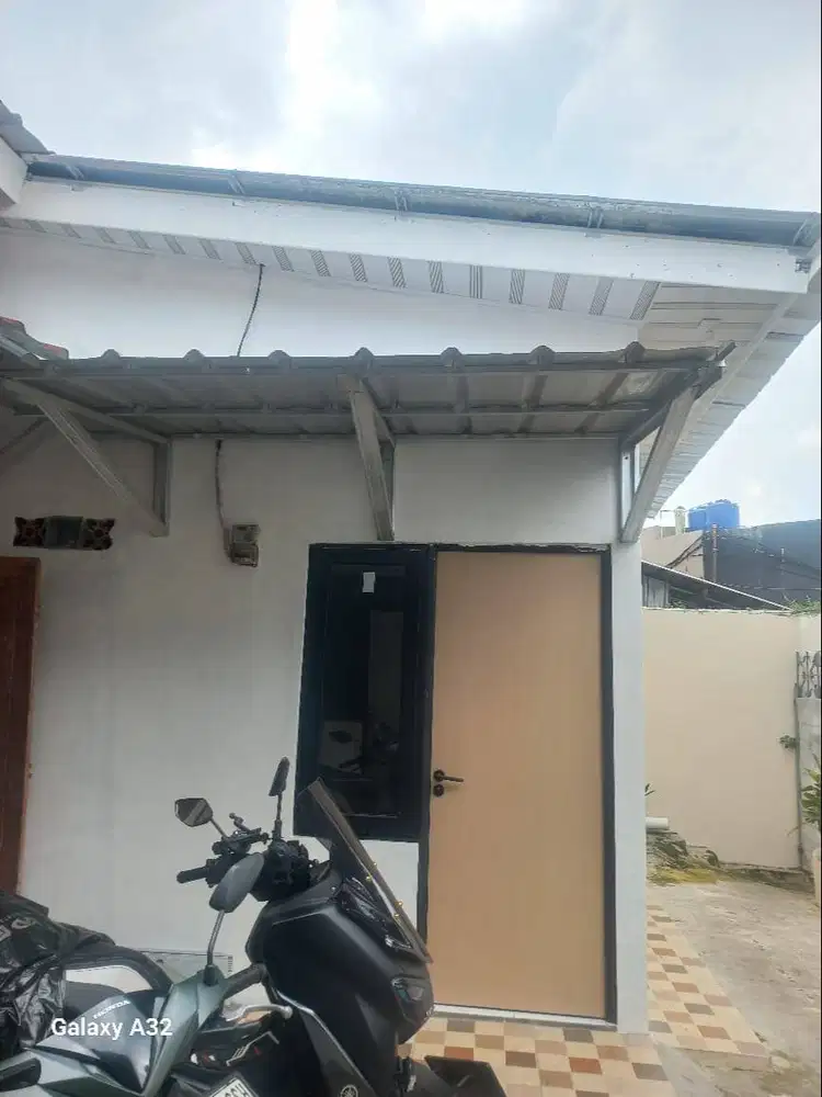 Kontrakan Luas  Ruang tdur 4x5 Mter , 1 kamar mandi dan 1 ruang dapur