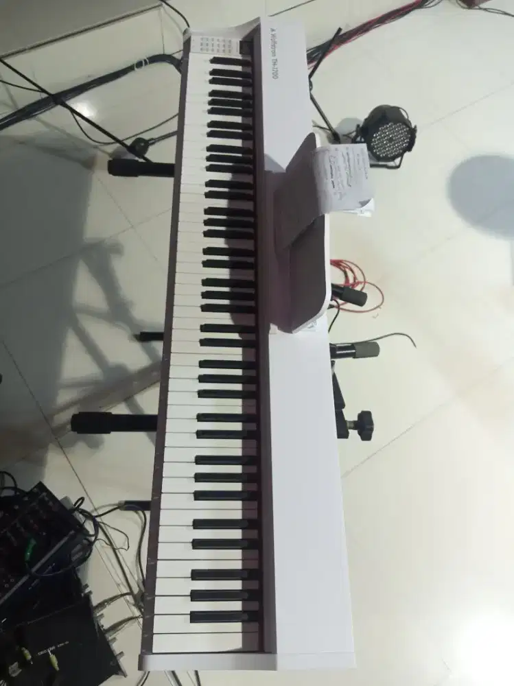 Digital Piano 88 Tuts