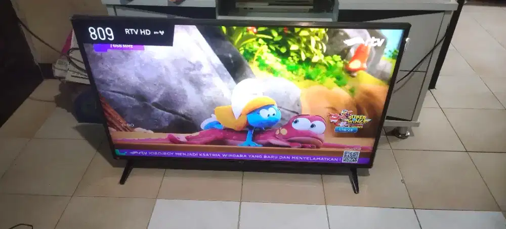 LG Smart Tv Ultra HD 4K 43 INCHI mulus