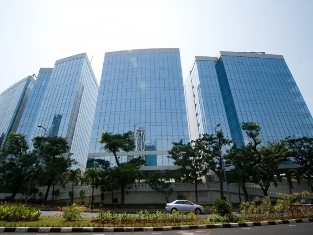 Sewa Ruang Kantor 18 Parc Place SCBD Sudirman (Full Furnished)