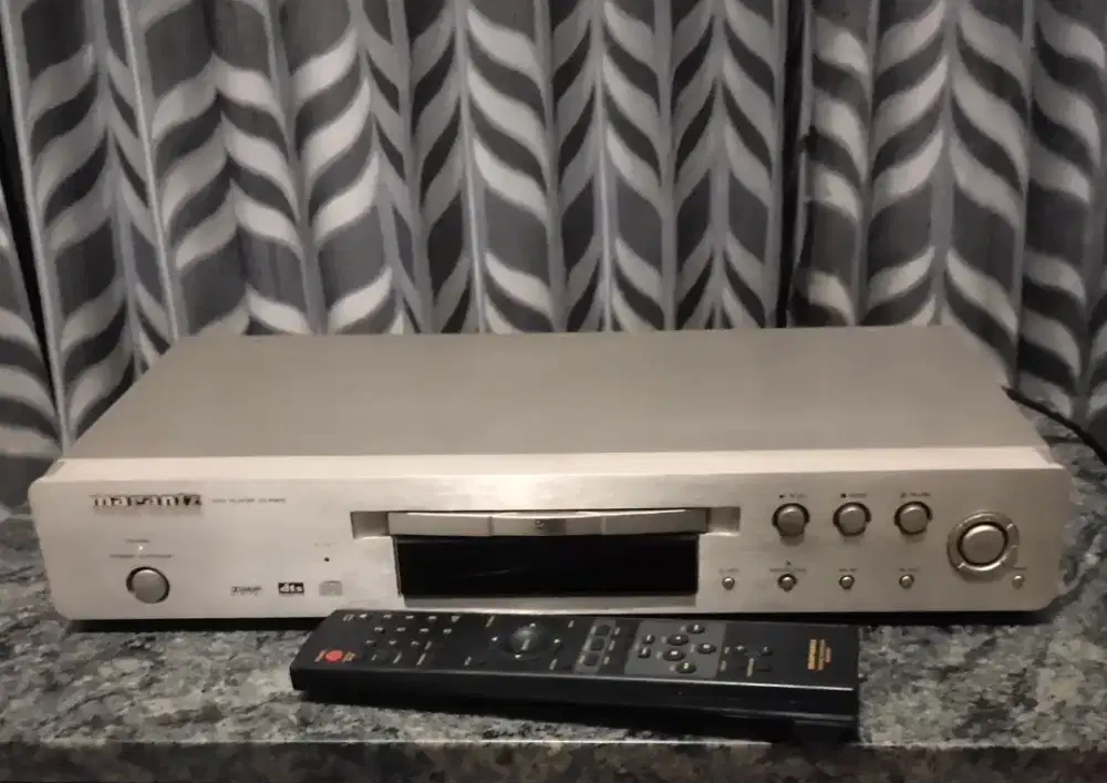 Marantz DV-4500 (CD/DVD/VCD Player)