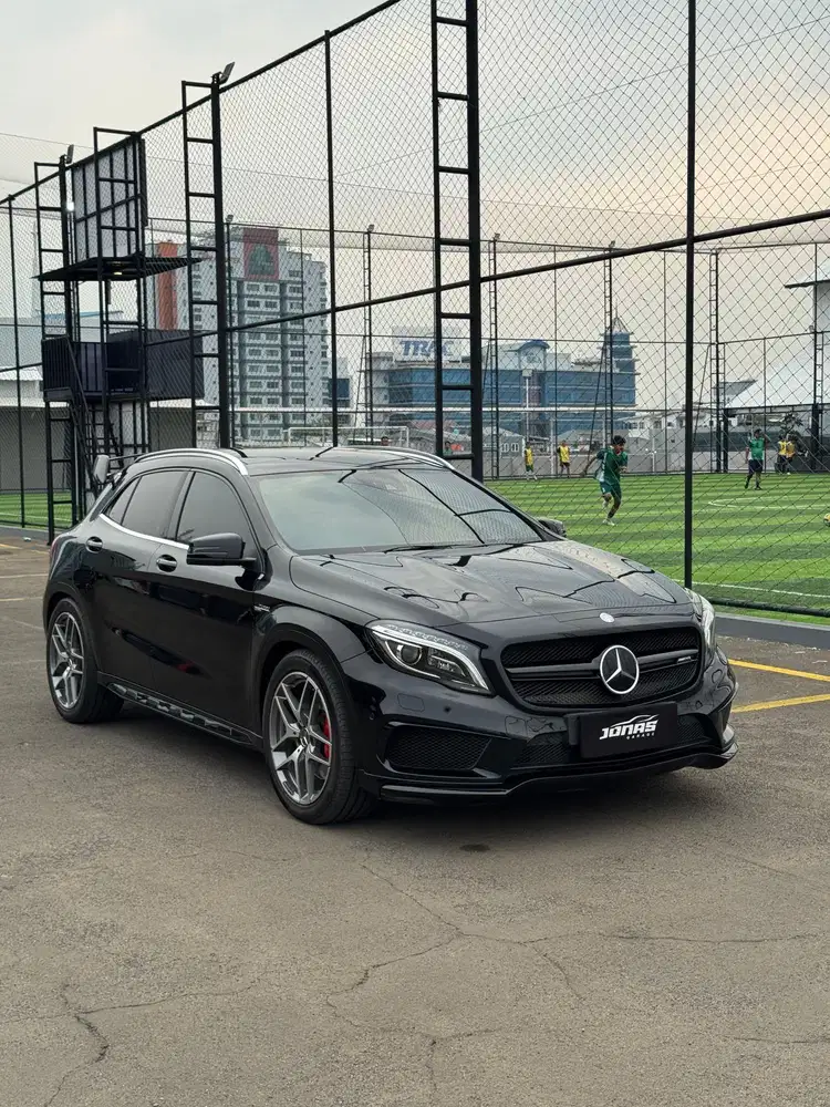 MERCY GLA45 AMG 2015 MURAH.. UNIT RARE