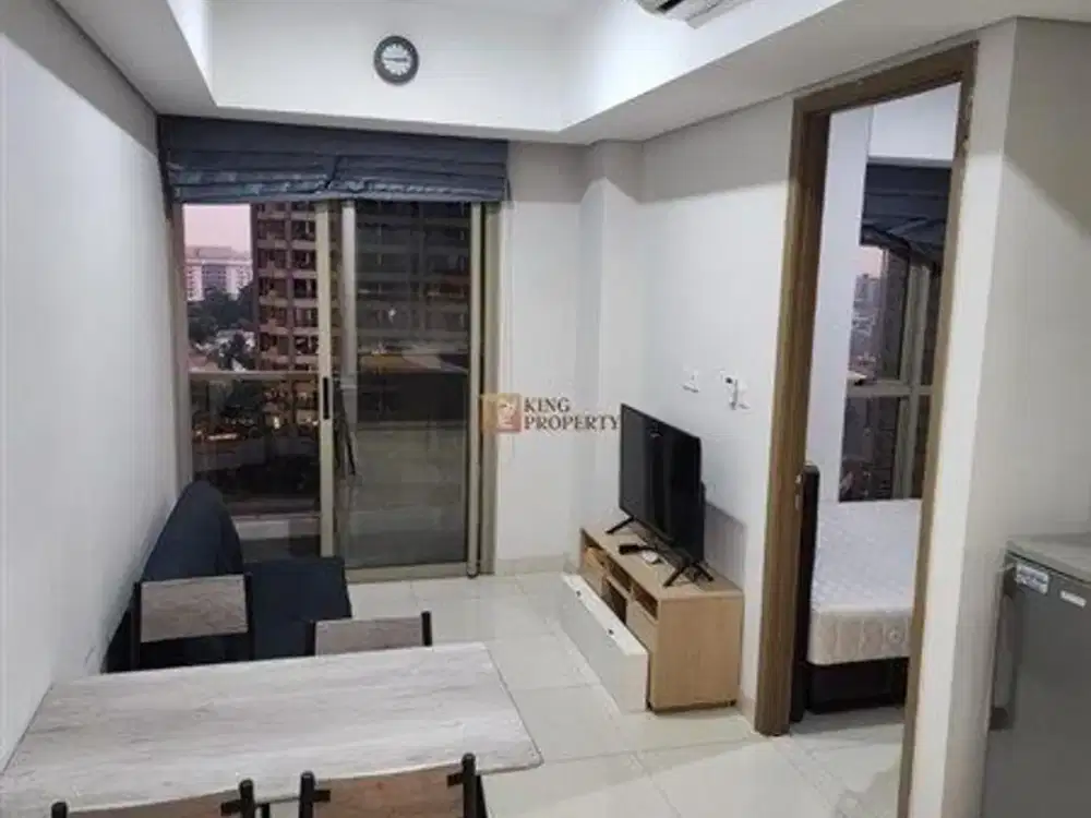 Disewakan Apartemen 1BR Taman Anggrek Residences – Semi Furnish, Pool View, Lokasi Strategis