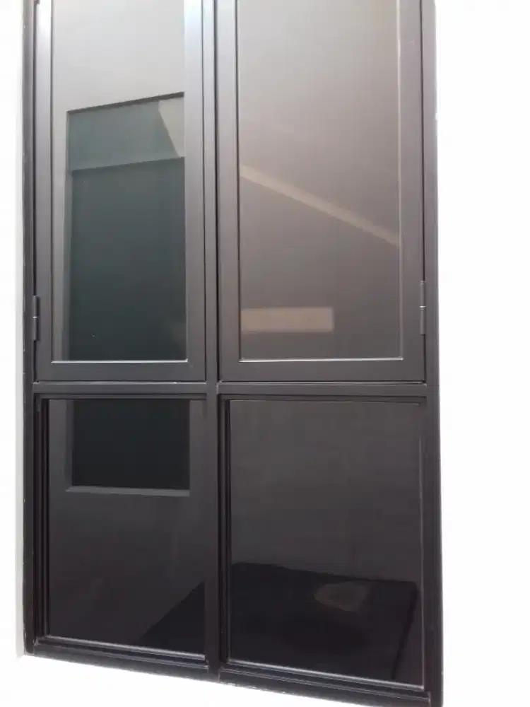 Specialist kaca film AUTOGARD aplikator