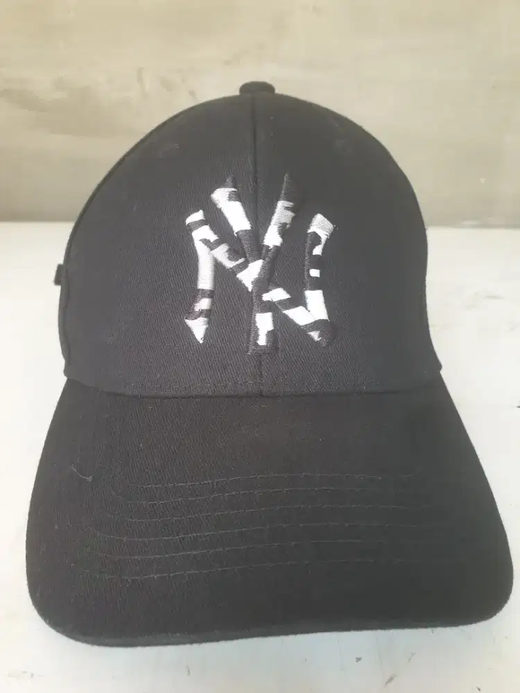 Topi Baseball NY Original