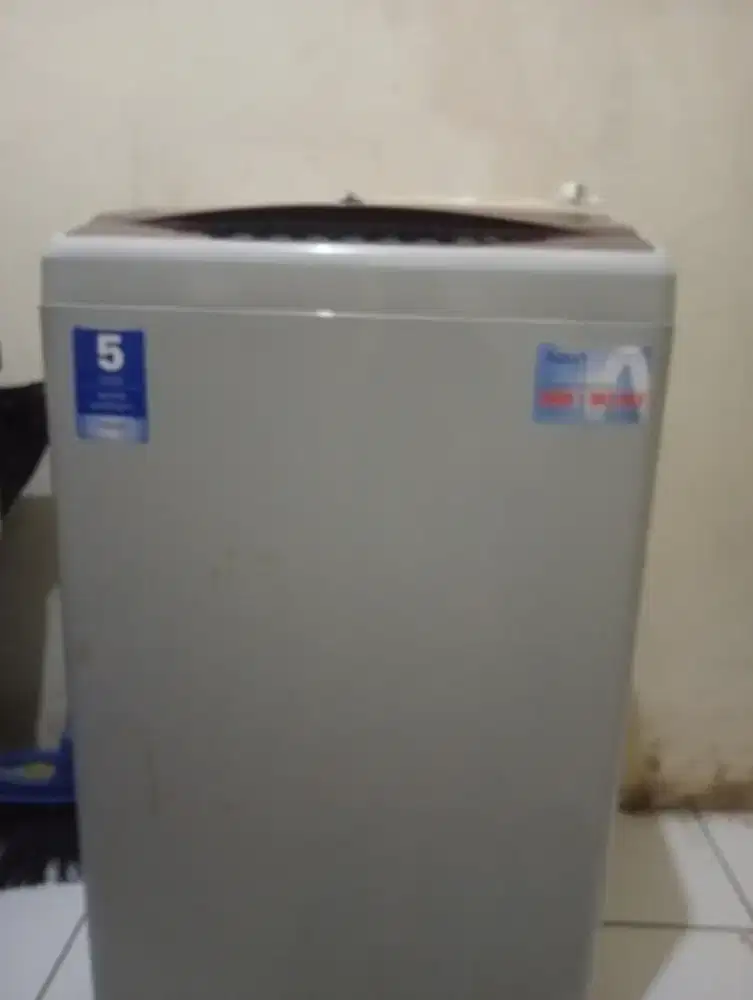 Jual cepat mesin cuci merk AQUA. 7KG.masih bgs minus pemakaian aja.