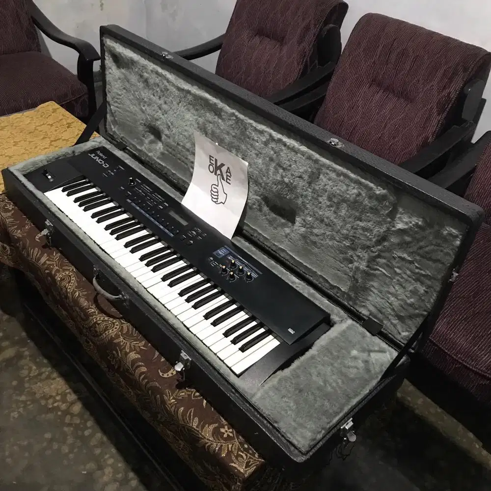 Roland JUNO-D + hardcase