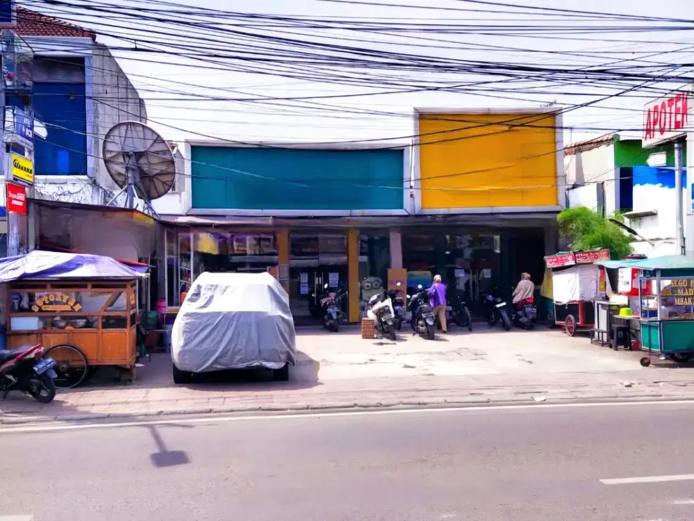 Dijual Tempat Usaha Beserta Minimarket Dan Apotek Lokasi Strategis