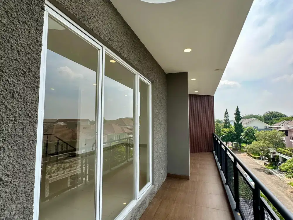 Rumah cakep mewah di Alam Sutera cluster ONYX bisa KPR