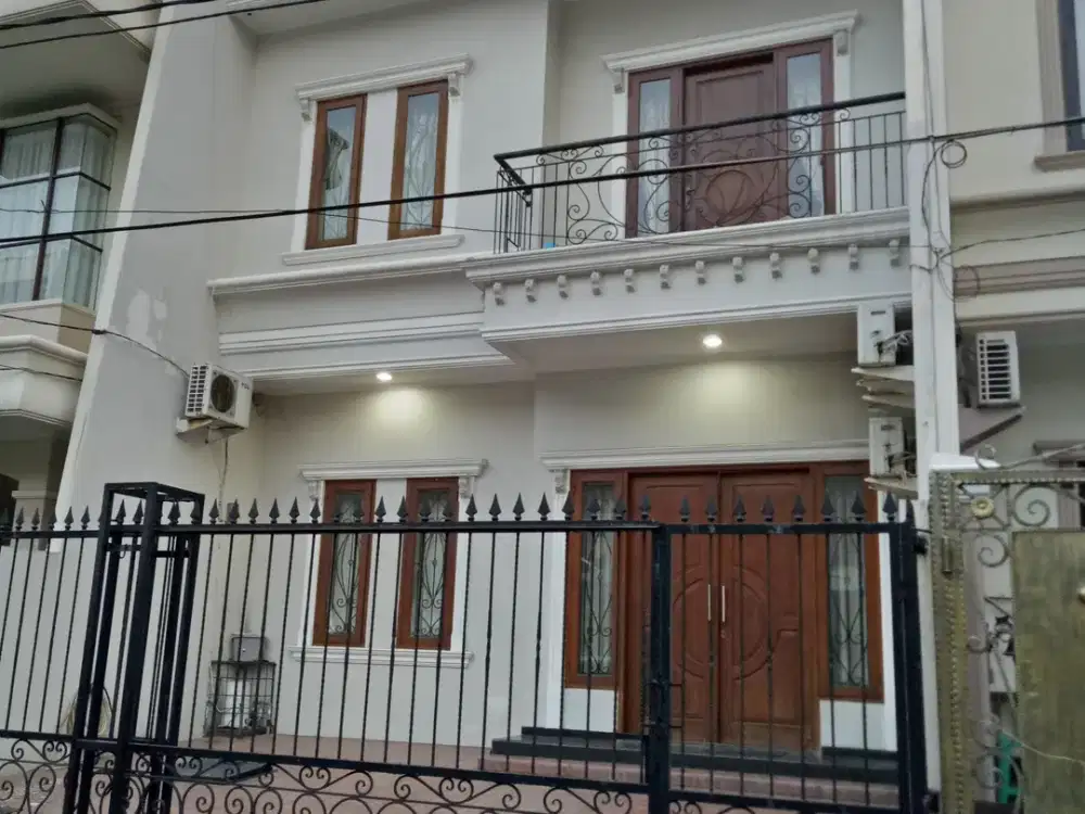 KOST GADING ELOK KELAPA GADING