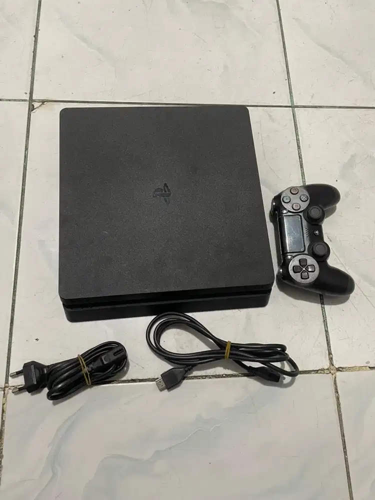 PS 4 SLIM ORI 500GB/1TB