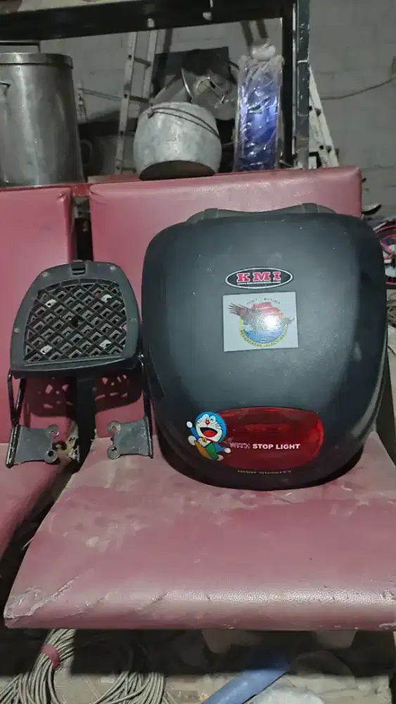 BOX MOTOR KMI 503 BLACK 32 LITER