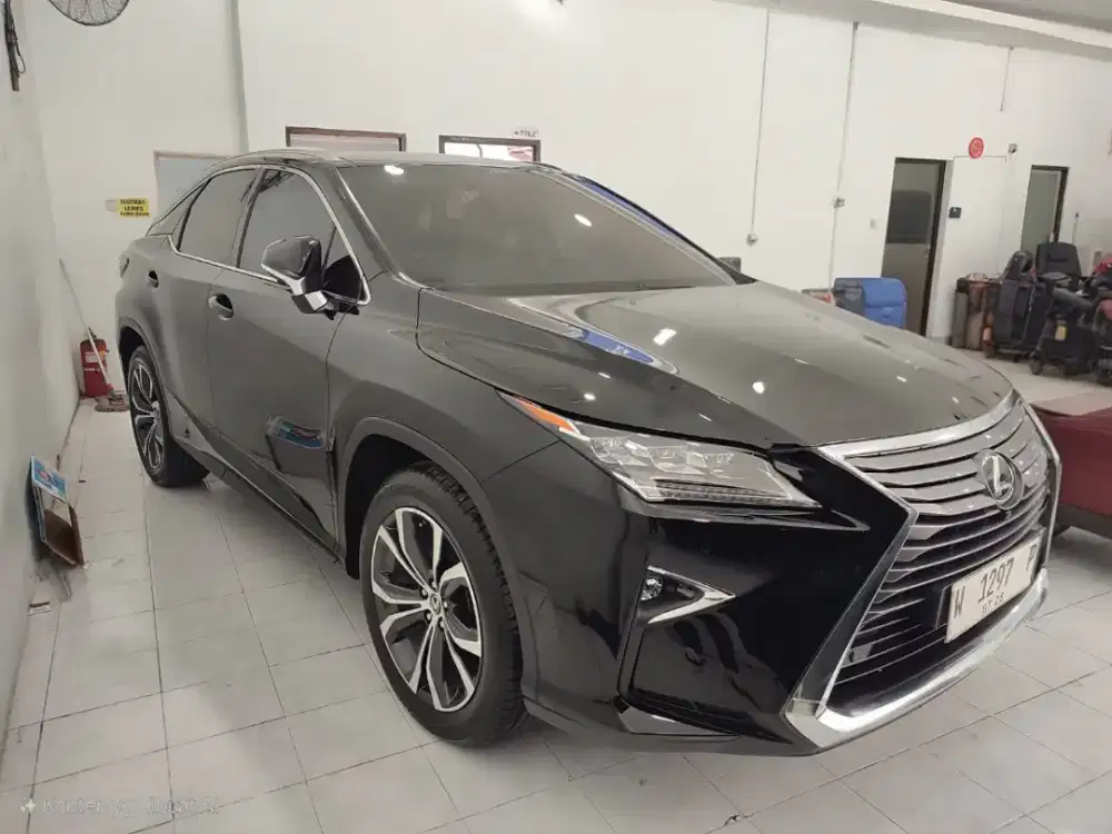 JUAL LEXUS LUXURY 2018, MULUS TERAWAT PEMAKAIAN PRIBADI