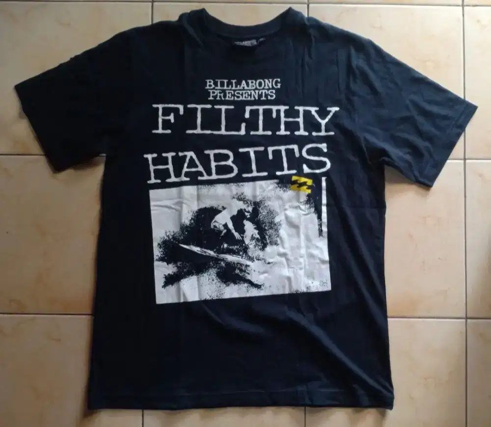 Kaos BILLABONG ORIGINAL - Size XXL (muat XL)