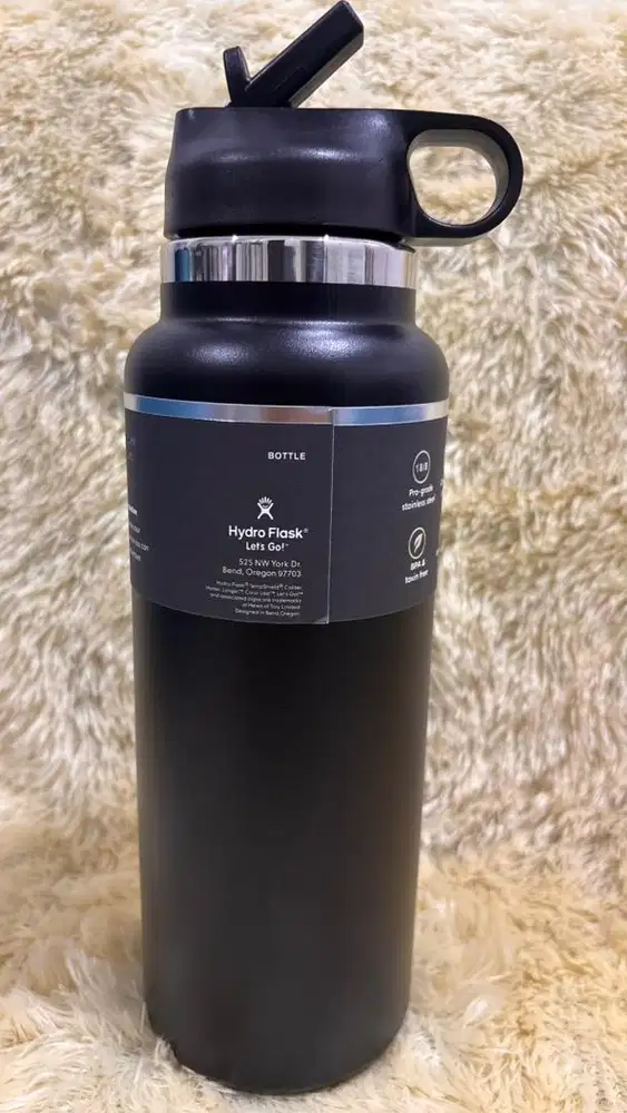 Hydro Flask Wide Flex Straw Cap Fir 40 oz Black